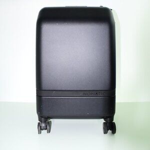 New Nomatic Carry-On Classic Suitcase